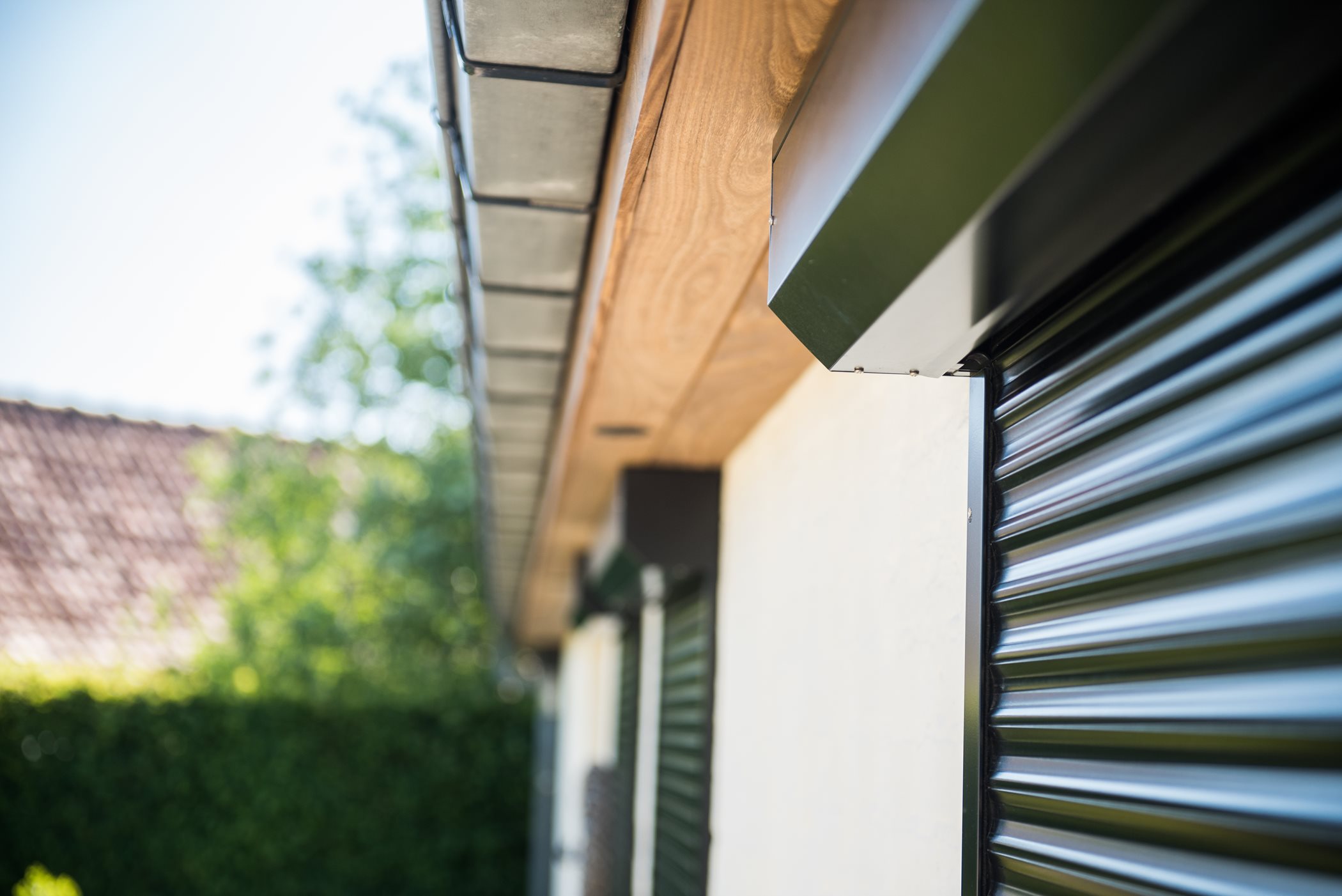 Rolluiken_Building_Shutters_Voorzet_Hoeve_Zwart6.jpg